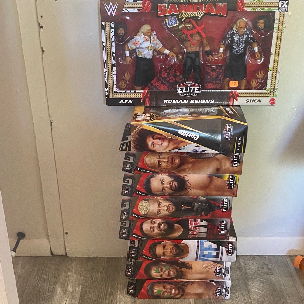 WWE Elite Samoan Dynasty Action Figures